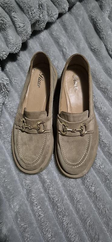 balenciaga patike triple s: Ženske loafer cipele – Gant - Model: klasični loafer sa ukrasnom — 2
