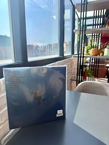 viniller: Məhsul: Billie Eilish – “HIT ME HARD AND SOFT” (Vinil LP) Yenidir — 2