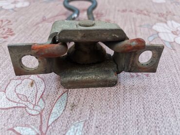 Auto delovi: Granicnici vrata Lada 2106. Polovno, ocuvano. Skinuto sa rastavljenog — 4