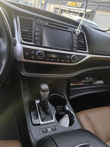 highlander 2017: Toyota Highlander: 2019 г., 3.5 л, Автомат, Бензин, Кроссовер — 8
