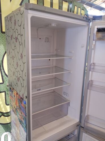 кондиционер старый: Муздаткыч Beko, Колдонулган, Эки камералуу, 160 * 282 * 142