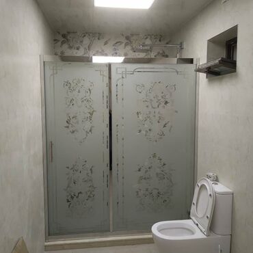 Duş kabinaları, arakəsmələr: Yeni Üstü açıq kabina, Künc üçün, Pulsuz çatdırılma — 24