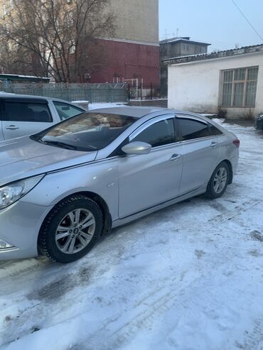 Hyundai: Hyundai Sonata: 2011 г., 2 л, Автомат, Газ, Седан