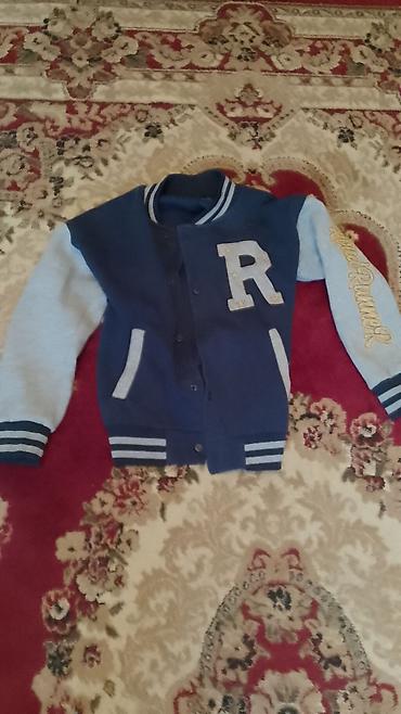 Uşaqlar üçün digər geyimlər: Uşaq geyimləri dəsti - Tünd göy rəngli, V-yaxa sviter jilet. Yaxası — 4