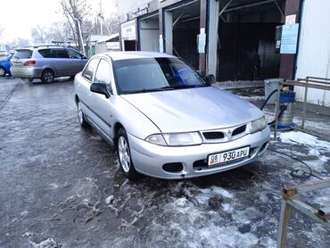 запчасти mitsubishi outlander 2003: Mitsubishi Carisma: 1997 г., 1.6 л, Механика, Бензин