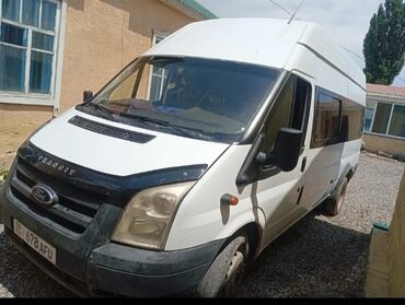 продам срочно машину: Ford Transit: 2011 г., 2.4 л, Механика, Дизель, Бус