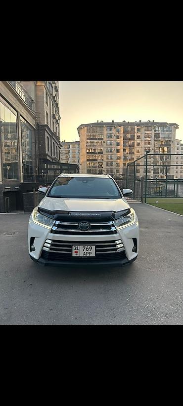 Toyota: Toyota Highlander: 2018 г., 3.5 л, Автомат, Гибрид, Кроссовер — 2