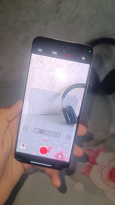 купить диски с играми на пк: Xiaomi, 15 Pro, Б/у, 256 ГБ, цвет - Белый, 2 SIM — 9