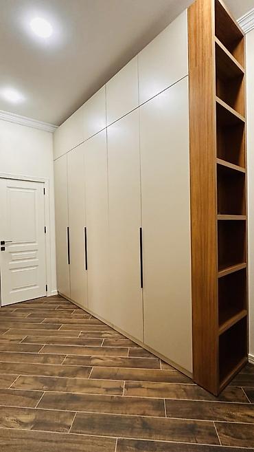 ucuz ev: Renessans Palace yaşayış kompleksində, Elmlər Akademiyası metrosu — 7