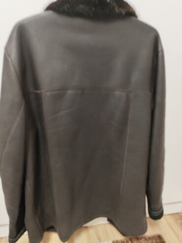 мужские пальто: Продам дубленку с норковым воротником хорошее состояние размер 50-52