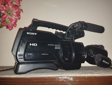 видеокамера: Salam kamera satilir sony 1500 elaqe vp aktiv