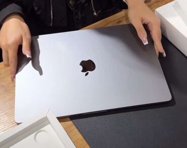 irshad telecom notebook: Yeni Apple MacBook, 13.5 ", Apple M3, 256 GB, Ünvandan götürmə, Ödənişli çatdırılma