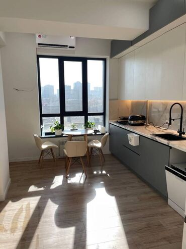 Долгосрочная аренда квартир: 2 комнаты, Риэлтор, Без подселения, С мебелью полностью — 10