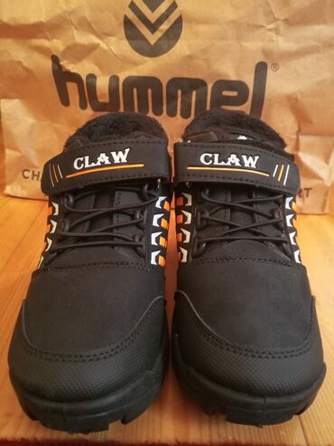 Women's Sneakers and athletic shoes: QADIN 60 AZN VE USAQ 48AZN GEYINILMEYIB UŞAQ (37 VE 31 RAZMER) VE 5-10 — 6