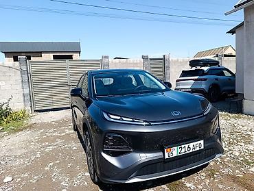 айон электромобиль: Changan Qiyuan Q05: 2026 г., Робот, Электромобиль, Кроссовер — 3