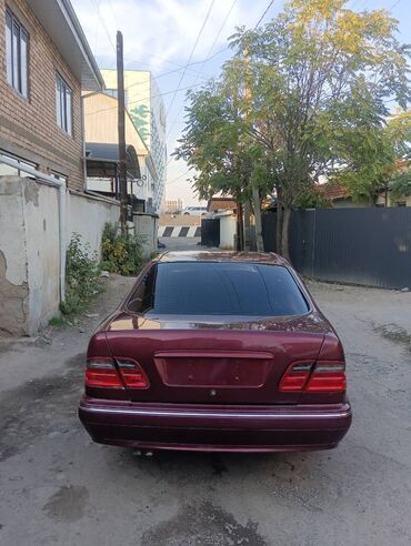 где взять авто в рассрочку: Mercedes-Benz E-Class: 2002 г., Автомат, Бензин