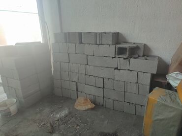 продаю шпаклёвка: Пескоблок Жылмакай, Дубал, 400x200x200, Өзү алып кетүү