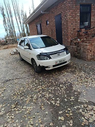 Toyota Ipsum: 2001 г., Автомат, Бензин, Минивэн — 4