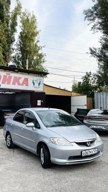 марк 2 110 кузов: Honda Fit Aria: 2003 г., 1.5 л, Автомат, Бензин, Седан