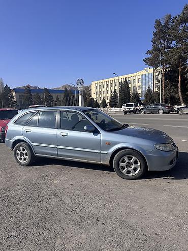 Mazda: Mazda 323: 2001 г., 1.6 л, Механика, Бензин, Хэтчбэк — 1