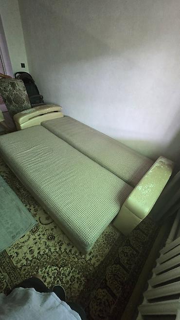 sofa bed: Прямой диван, Б/у — 1