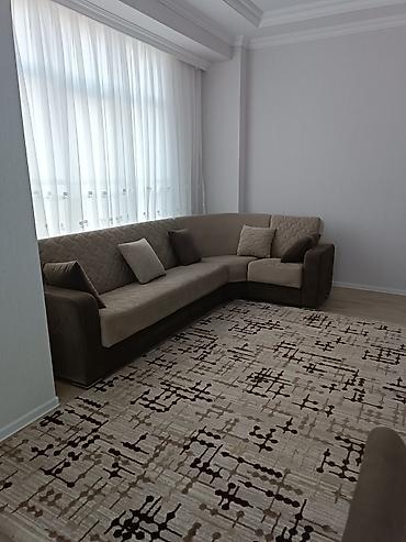 razinde kiraye: Bağçaşəhərdə üçbotaqlı,əşyalı mənzil kirayə verilir.Sahəsi 116m2 — 3