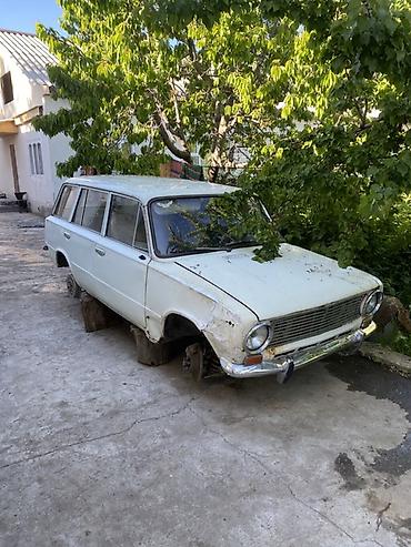 полироль авто: ВАЗ (ЛАДА) 2102: 1987 г., Механика, Универсал — 1