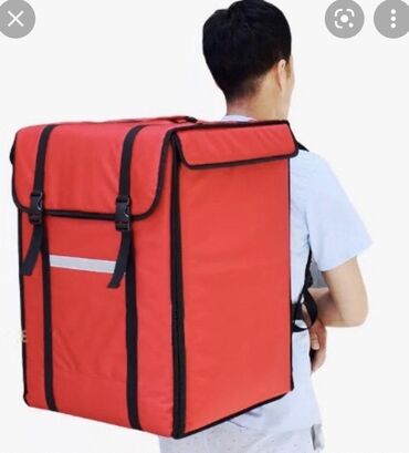 сумка женская: В наличии новые термо сумки красного цвета, как на фото (10 шт), кофры