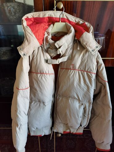 тёплая зимняя куртка: Пуховик, M (EU 38)