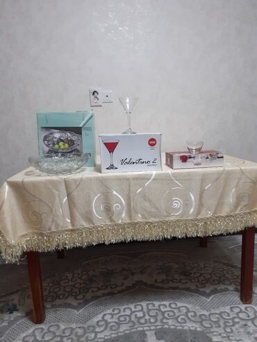 Стаканы: СРОЧНО продаётся новая посуда (бокалы, стаканы, тарелки, кружки — 4