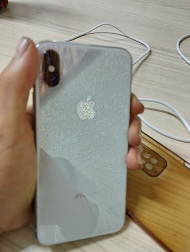 Apple iPhone: IPhone X, Новый, 64 ГБ, Белый, Зарядное устройство, Защитное стекло, Чехол, 100 %