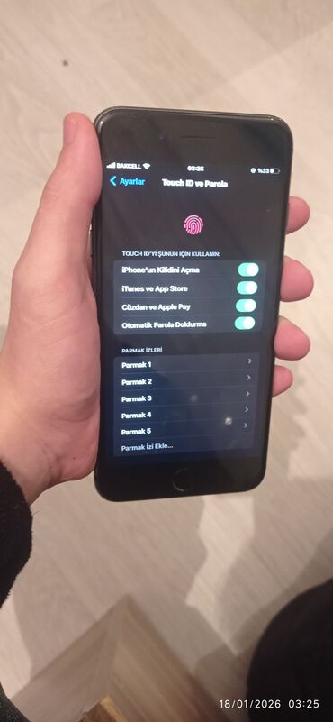 Apple iPhone: IPhone 8 Plus, 64 GB, Qara, Barmaq izi, Simsiz şarj — 9