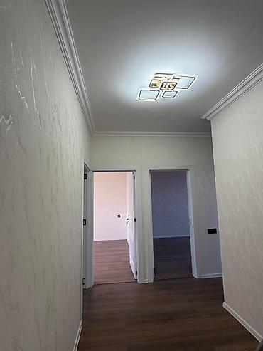 ev satıram: Bakı, 9-cu mikrorayon, 3 otaqlı, Köhnə tikili, m. Nəsimi, 90 kv. m — 6