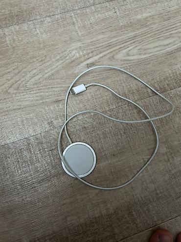 magsafe 1: Продаю оригинал MagSafe зарядку для айфон в хорошем состоянии работает — 1