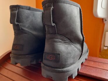 čizme ženske: Ugg čizme, bоја - Crna, 40