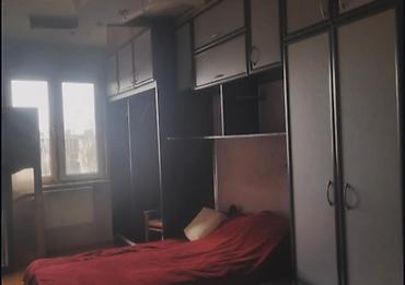 Köhnə tikili: - Plan: ayrıca qonaq otağı və yataq otağı, mətbəx zonası, sanitar — 4
