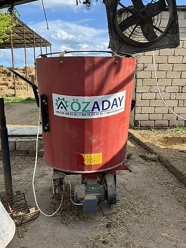 ÖZADAY elektrikli yem və ot qarışdırıcısı – 1 m³ - Həcm: 1 m³ (korpus — 1
