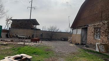 Продажа коттеджей и домов: Продаю дом в новопокровке ройон пост гай участок по документам 6 соток — 24