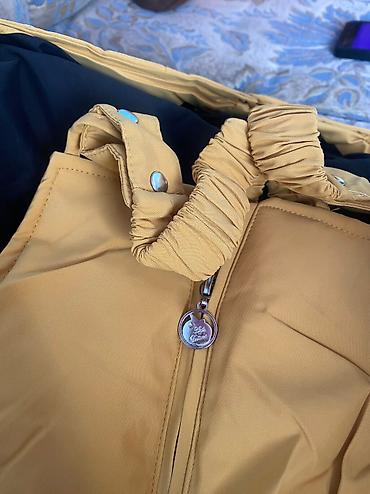 Верхняя одежда: Продаётся куртка для детей 3–4 года Такая качественная двойка. Не — 7