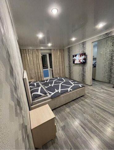 Посуточная аренда квартир: 1 комната, Душевая кабина, Постельное белье, Кондиционер — 11