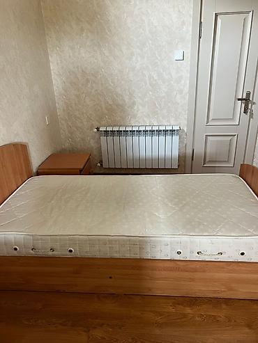 Tek neferlik mebel dəsti - Tək nəfərlik çarpayı – təbii ağac