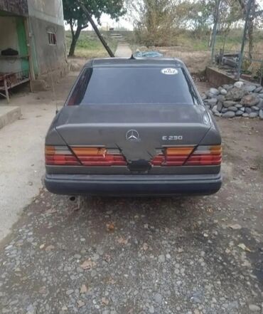 двигатель на 124: Mercedes-Benz W124: 1985 г., 2.3 л, Механика, Бензин, Седан