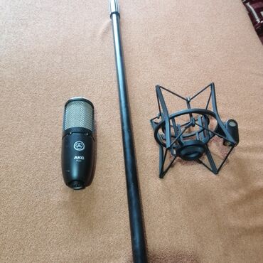 Башка аксессуарлар: Настоящий высококачественный конденсаторный микрофон с большой