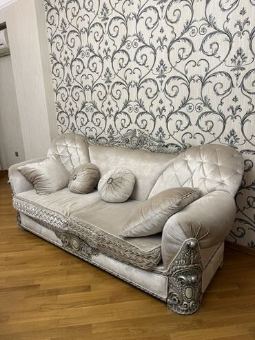 глянцевая мебель: Divan