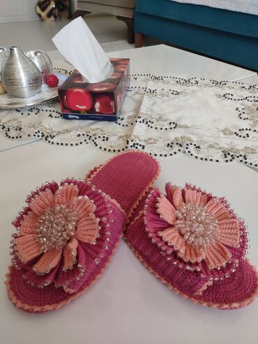 Детская обувь: Домашние тапочки 39, цвет - Розовый