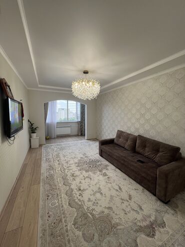 Продажа квартир: 3 комнаты, 82 м², Индивидуалка, 9 этаж, Евроремонт