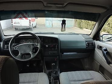 багаж пасат б3: Volkswagen Passat Variant: 1993 г., 1.8 л, Механика, Бензин, Универсал — 7