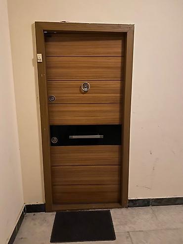 Mənzillər: Nerimanov rayonu,tehsil nazirliyin yaxinliginda yerleshen 16 mertebeli — 5