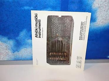 13x20 format: Afrički muzički instrumenti andrijana gojković1987mek povez 21,5 x23,5 — 1