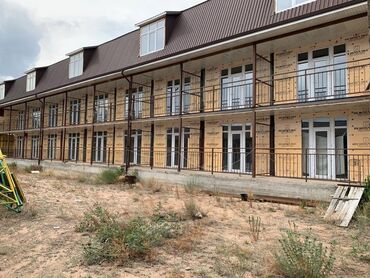 продать землю сельхозназначения: Продаю гостевой дом участок 10 сот. Село Долинка между Рахатом и